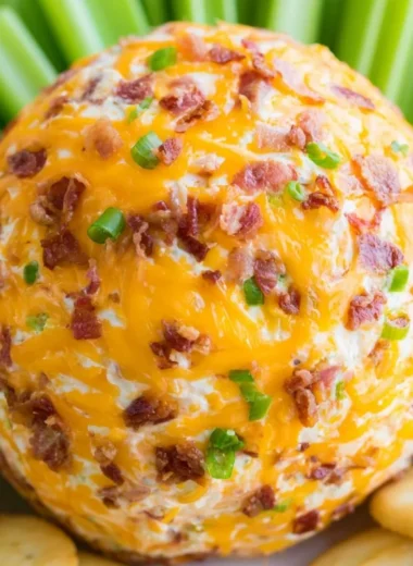 Delicious Bacon Ranch Cheeseball served with crispy crackers